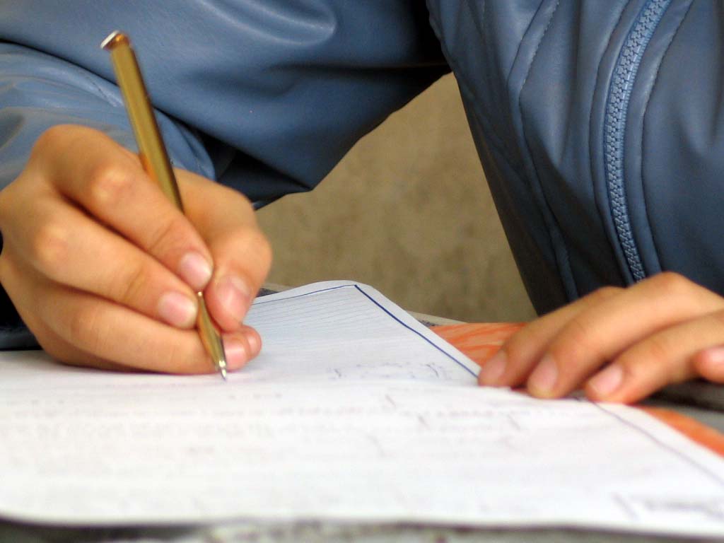 نحوه تهیه و تدوین آزمون های مداد-کاغذی توسط آموزگاران